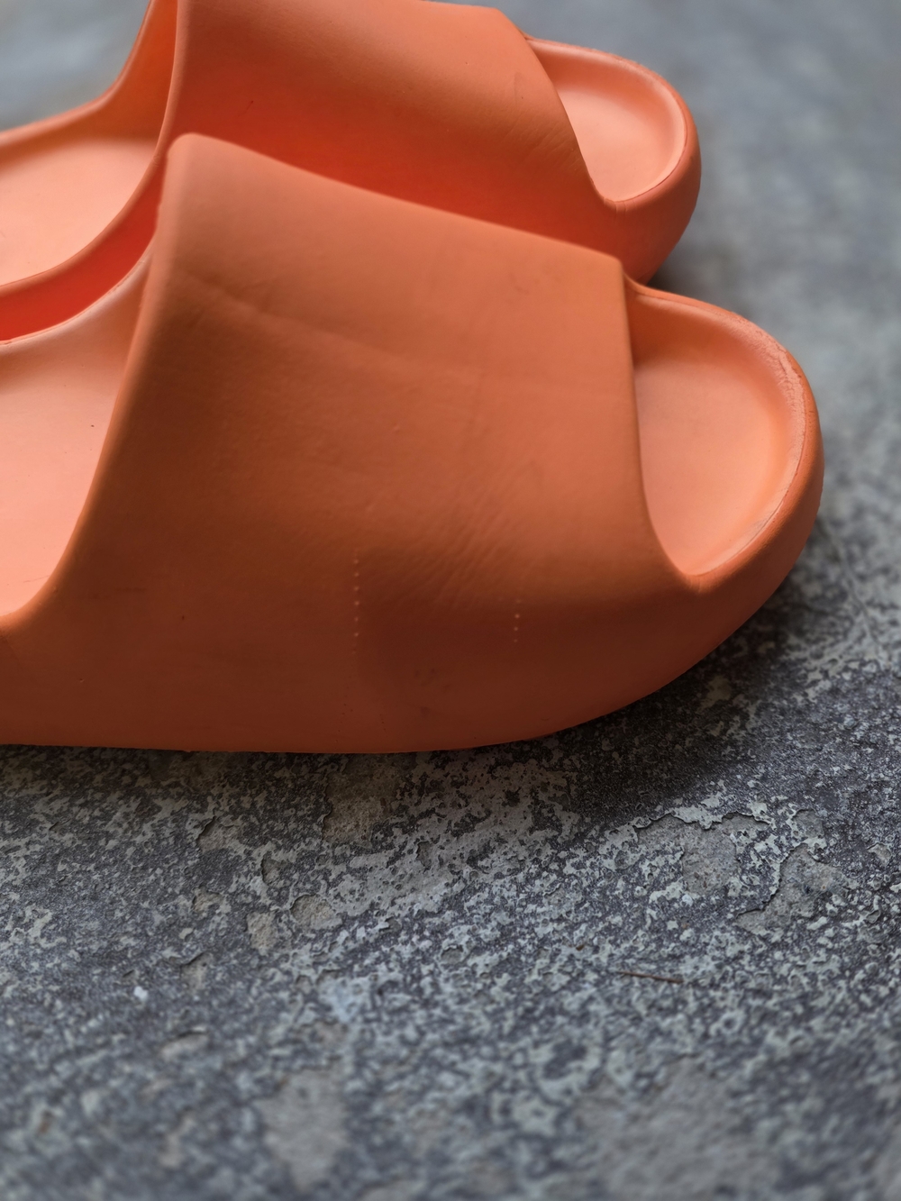 adidas Originals Orange Yeezy Slide Sandals - Picture 8 of 11